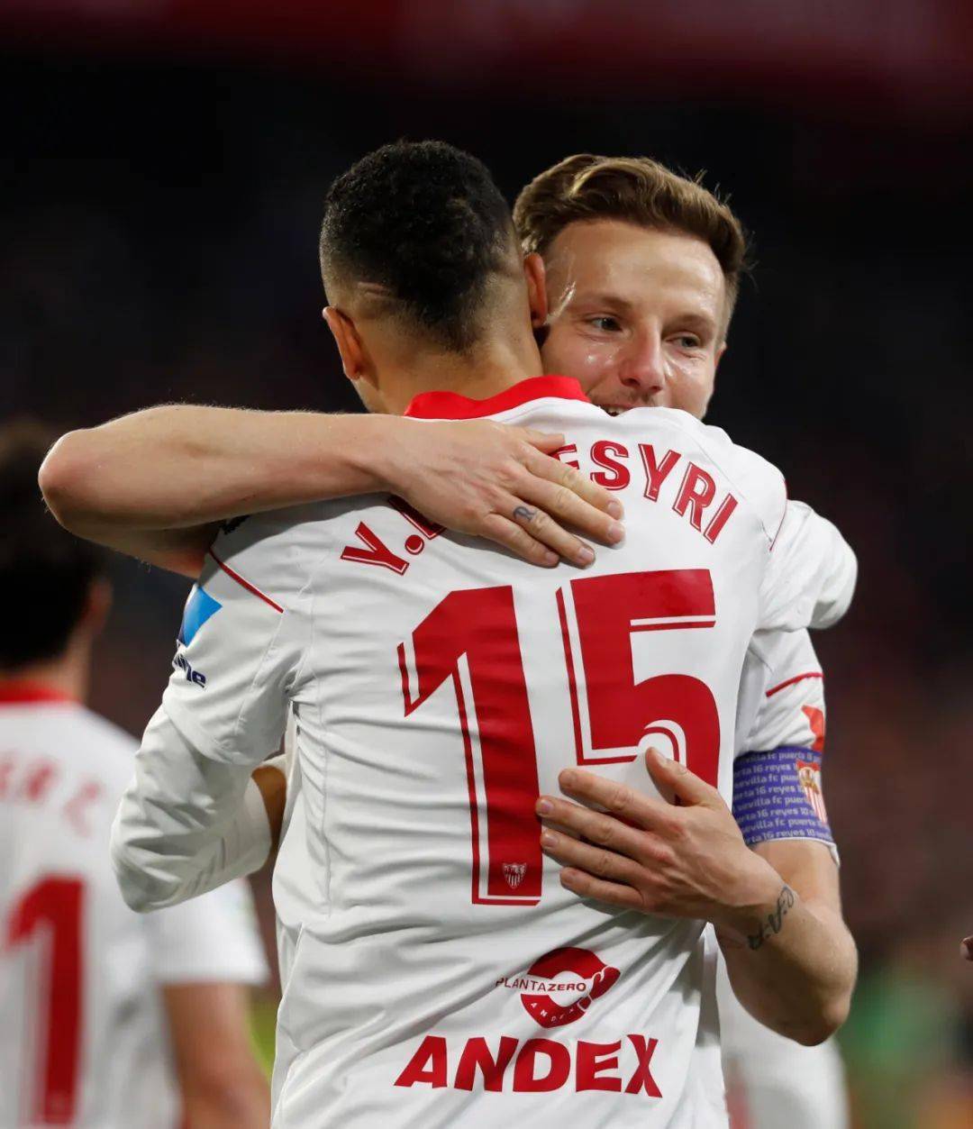 国际比赛日塞维利亚备战欧联，门线救险细节曝光，话题不断，控场能力受关注的简单介绍AC米兰官网