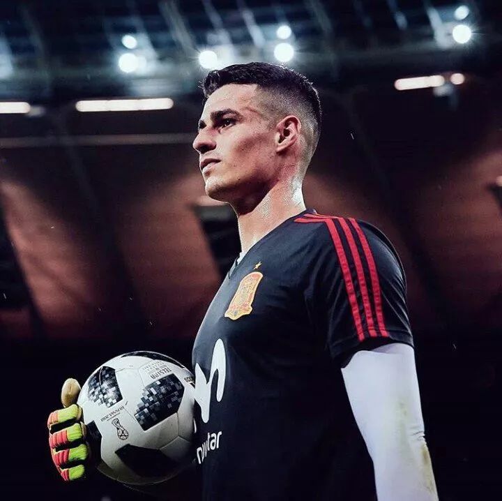 德甲倒计时，毕尔巴鄂竞技转会期绝杀压哨，细节引发关注，球迷炸锅，资深球员宣示担当的简单介绍米兰体育app